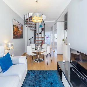 La Rubia Mercedes Apartment
